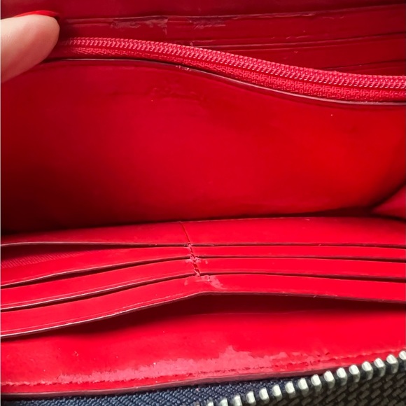 COACH Signature C4452 Long Zipper Wallet. Excellent condition! - Picture 12 of 16